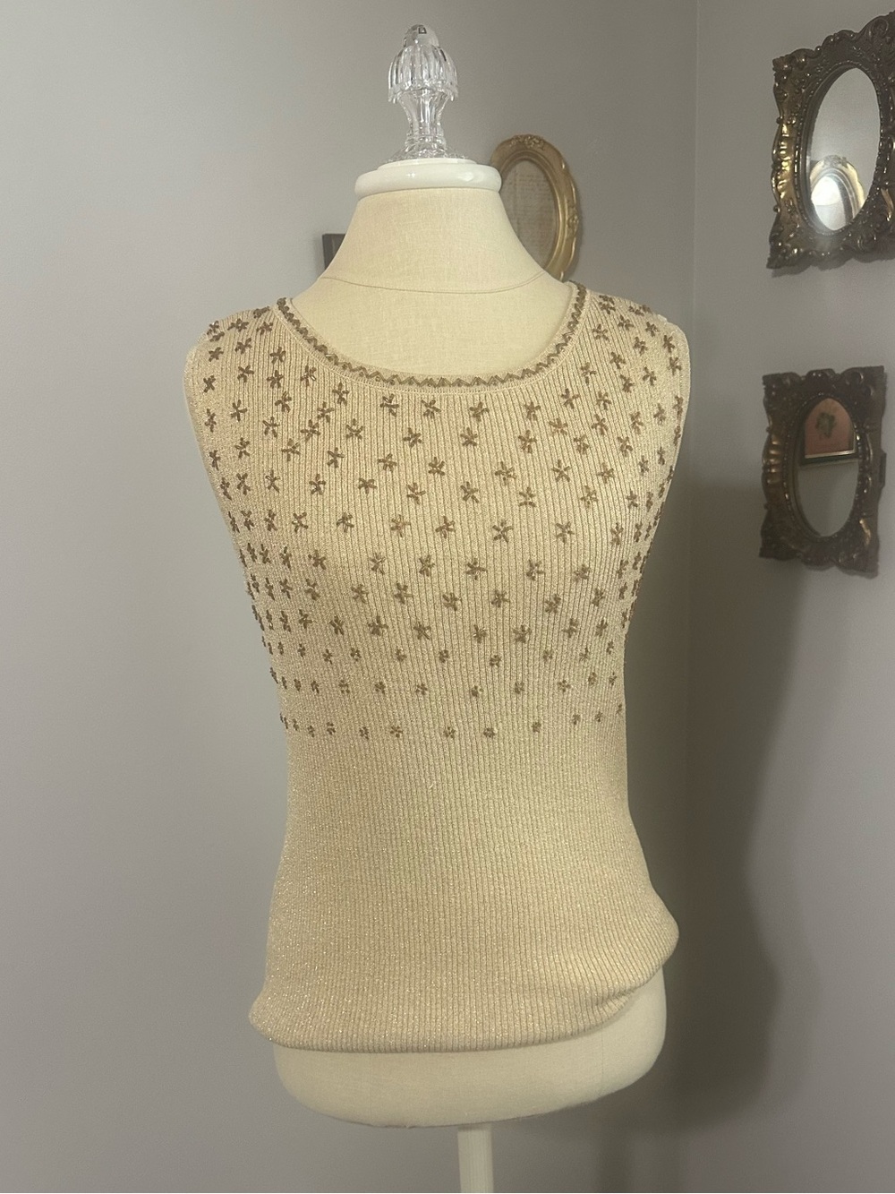 Vintage Reba Cream Knit Sleeveless Top with Metallic Stitch Accents